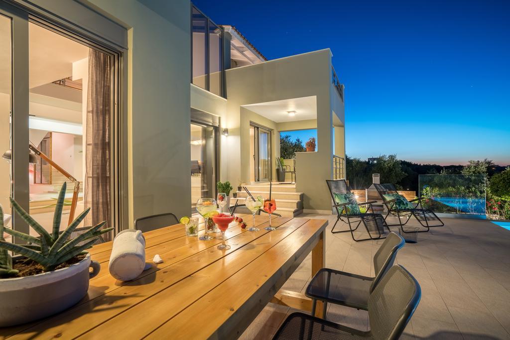 Akemi Luxury Villa تسيليفي المظهر الخارجي الصورة