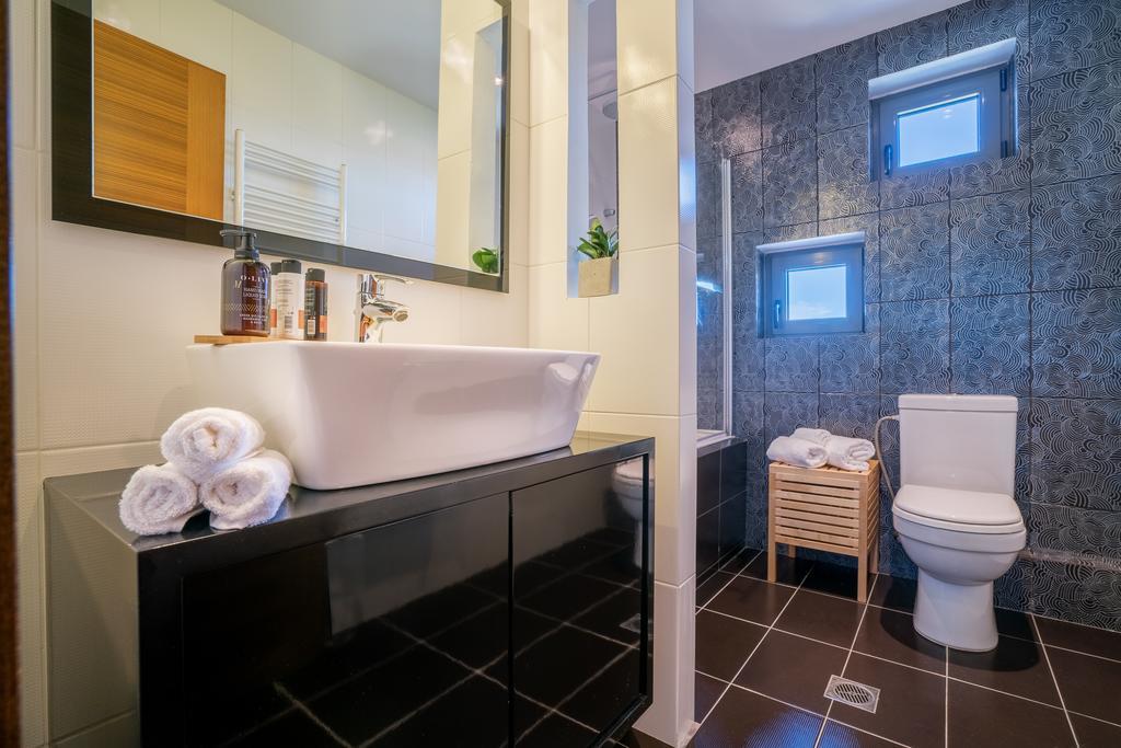 Akemi Luxury Villa تسيليفي المظهر الخارجي الصورة